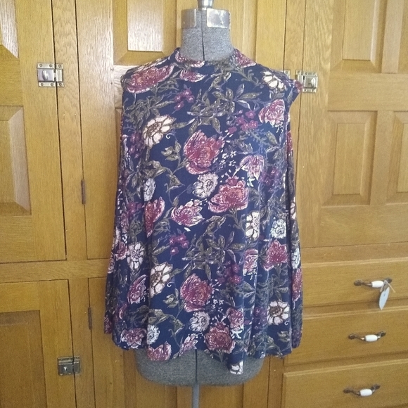 Angie dark floral cold shoulder choker collar tunic top - Picture 1 of 8